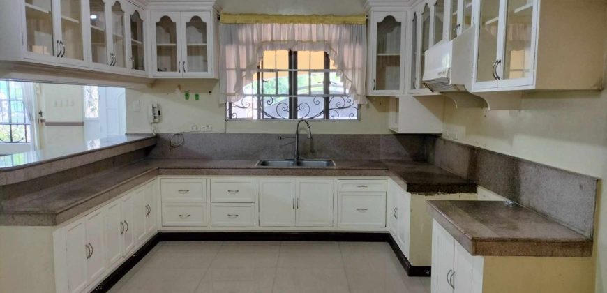 Italia 500 BF Resort Village, Las Piñas City | 420sqm, 2-Storey House and Lot for Sale