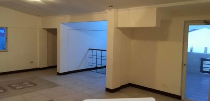 Royal South Village, Las Piñas – 3-Storey House and Lot For Sale