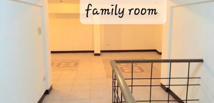 Royal South Village, Las Piñas – 3-Storey House and Lot For Sale
