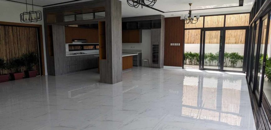 Greenwoods Executive Village, Cainta Rizal | 2-Storey House and Lot, Estimated 330 sqm Floor Area for Sale