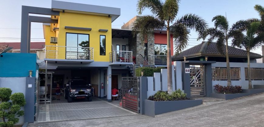 Casa De Ferrer, Tagaytay City | 2-Storey House and Lot, 300 sqm Floor Area for Sale